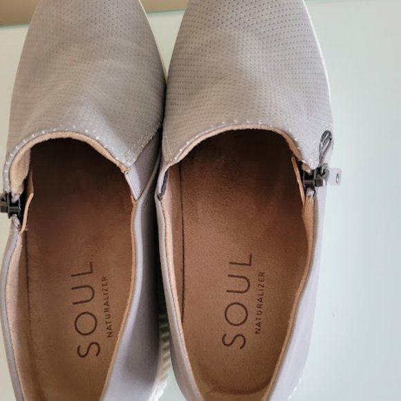 SOUL Naturalizer Turner Sneaker, 8W - Picture 9 of 11